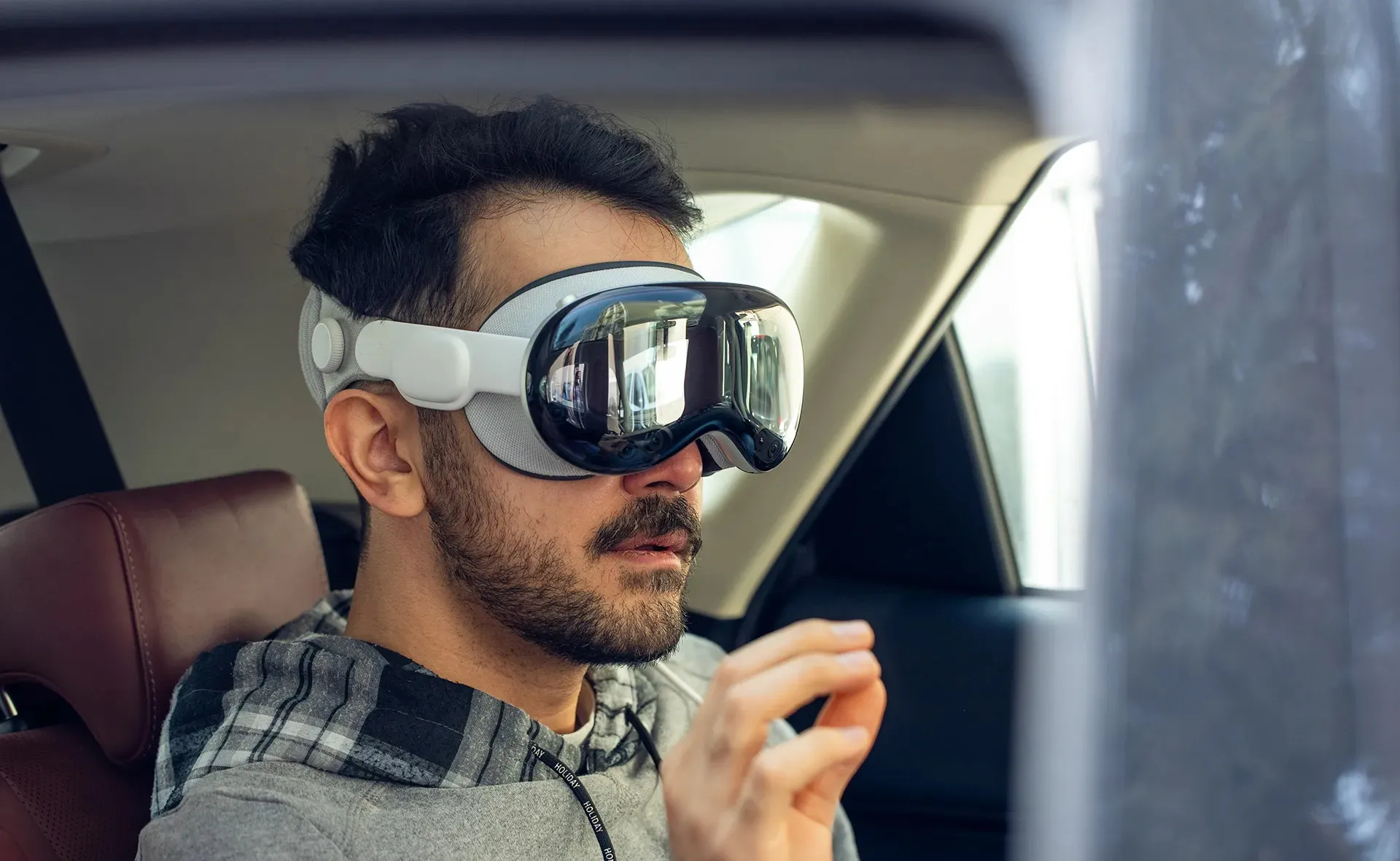 نگاهی به جدیدترین هدستهای VR و AR 3 A look at the latest VR and AR phones