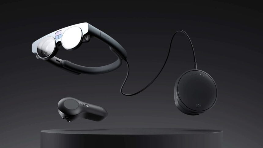 نگاهی به جدیدترین هدستهای VR و AR 9 Magic Leap 2 Controller Compute Pack 860x484 1
