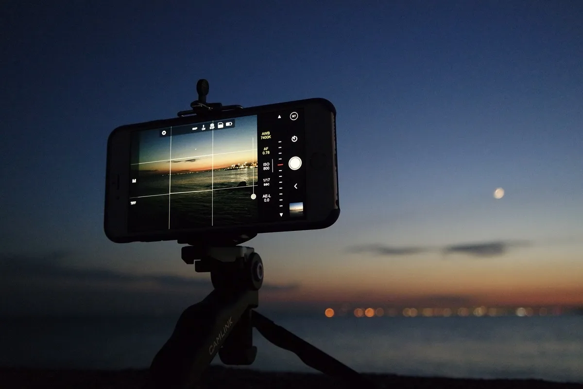 nightphotography with phone 63df7ddb601ea920889561e1